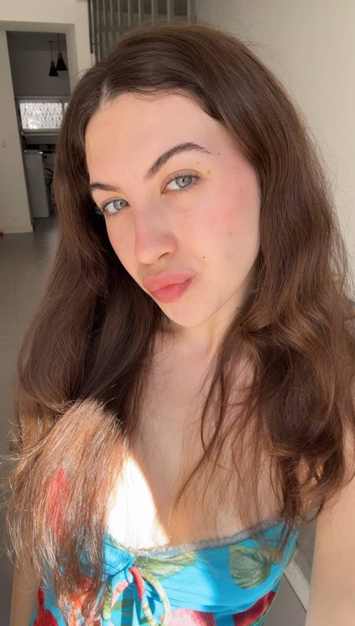 Nude girl Amber in Dodoma