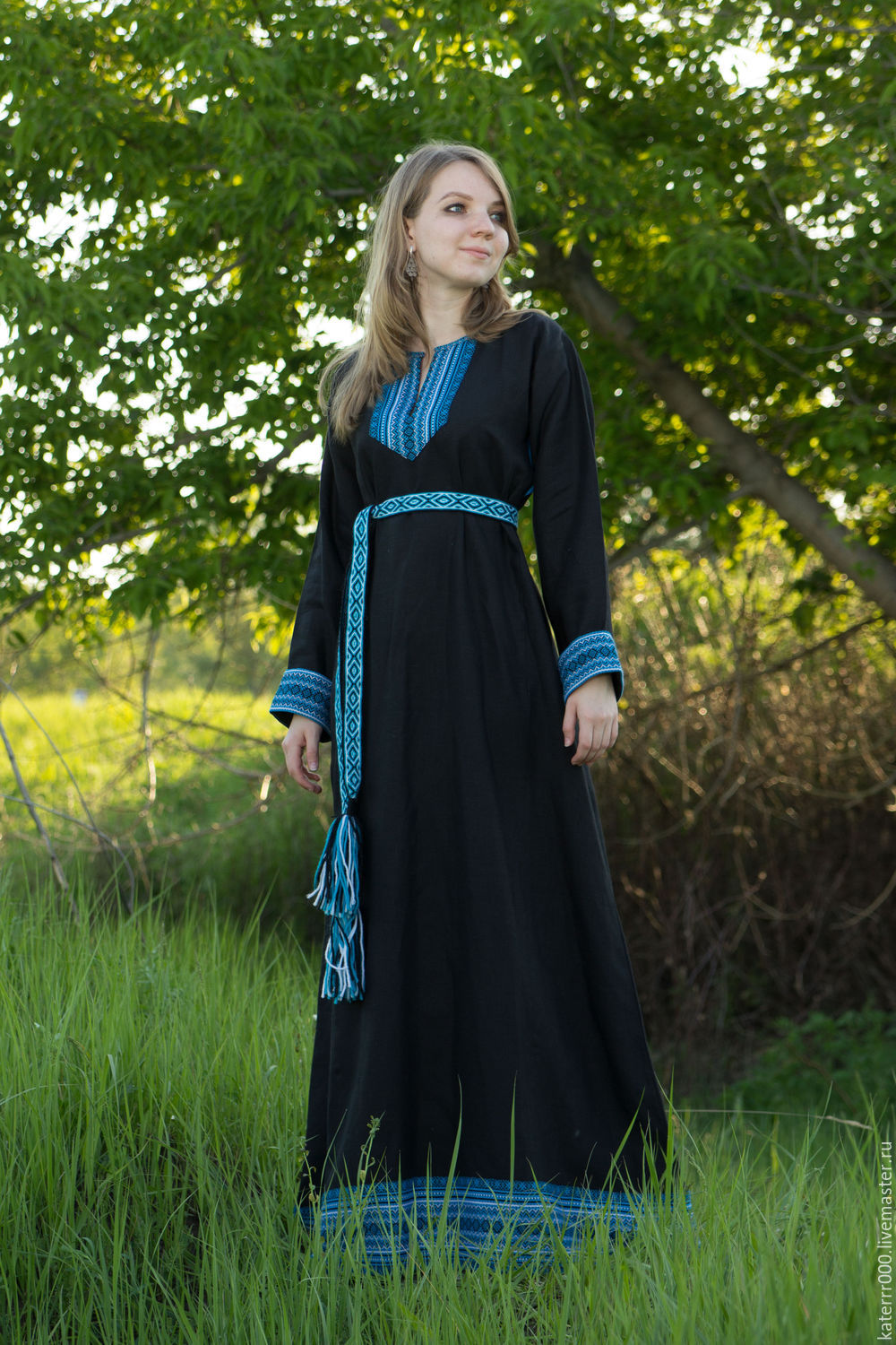 Women in Slavic costumes in Dodoma